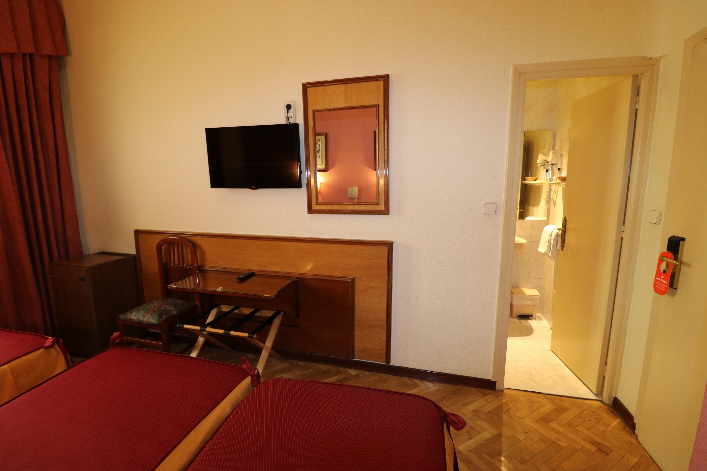 Hostal Hispano - Argentino Gran Via Madrid Eksteriør billede